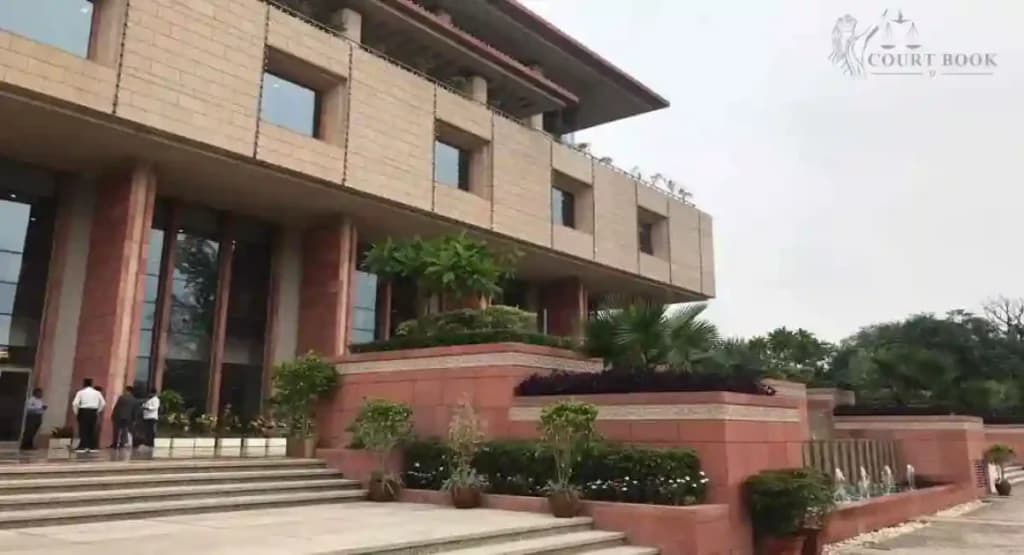 चिकित्सा बीमा दावा निपटाने में देरी पर मानसिक पीड़ा के लिए मुआवज़ा मिल सकता है, लेकिन यह आपराधिक अपराध नहीं है: दिल्ली हाईकोर्ट