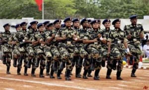 पाकिस्तानी महिला से शादी करने पर सेवा से बर्खास्त किए गए CRPF जवान की याचिका पर जम्मू-कश्मीर हाईकोर्ट ने नोटिस जारी किया