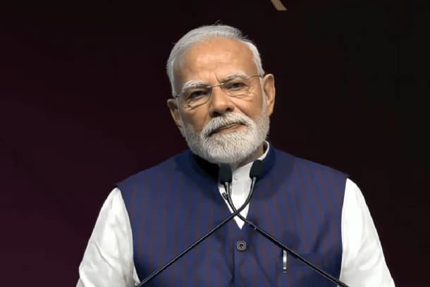 प्रधानमंत्री मोदी और पाकिस्तान पीएम पर व्यंग्यात्मक व्हाट्सएप वीडियो डालने के आरोपी जावेद को इलाहाबाद हाईकोर्ट ने दी जमानत