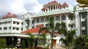 मानसिक रूप से अस्वस्थ बेटी को ज़हर देने का मामला: मद्रास हाईकोर्ट ने माता-पिता की उम्रकैद बरकरार रखी