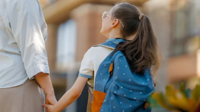 कामकाजी मां की भूमिका आय से कहीं अधिक है, बॉम्बे हाई कोर्ट ने बच्चे के भरण-पोषण की राशि दोगुनी कर दी।