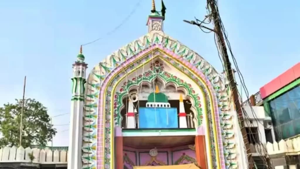 इलाहाबाद हाईकोर्ट ने बहराइच दरगाह में रस्मों की अनुमति दी, लेकिन फिलहाल पूर्ण जेष्ठ मेला आयोजित करने की अनुमति नहीं दी