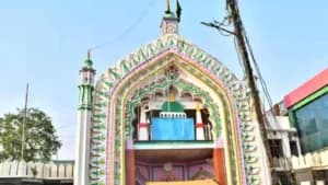 इलाहाबाद हाईकोर्ट ने बहराइच दरगाह में रस्मों की अनुमति दी, लेकिन फिलहाल पूर्ण जेष्ठ मेला आयोजित करने की अनुमति नहीं दी