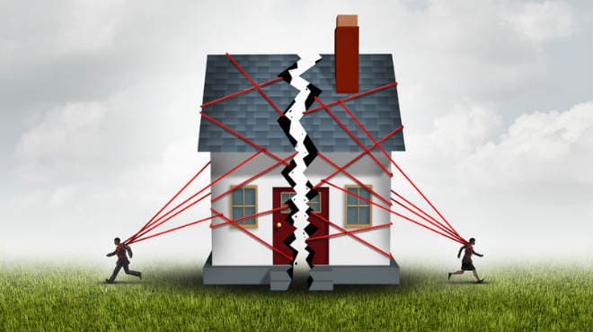 कर्नाटक हाईकोर्ट ने पारिवारिक संपत्ति विवाद में plaintiffs को पहले सबूत पेश करने का निर्देश दिया, CPC की धारा 18 पर स्पष्टता दी