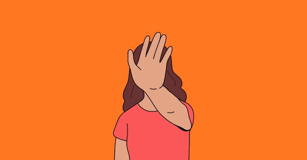 सहकर्मी की छाती को घूरना अनुचित हो सकता है, लेकिन ताक-झांक करना नहीं: बॉम्बे हाई कोर्ट ने FIR रद्द की